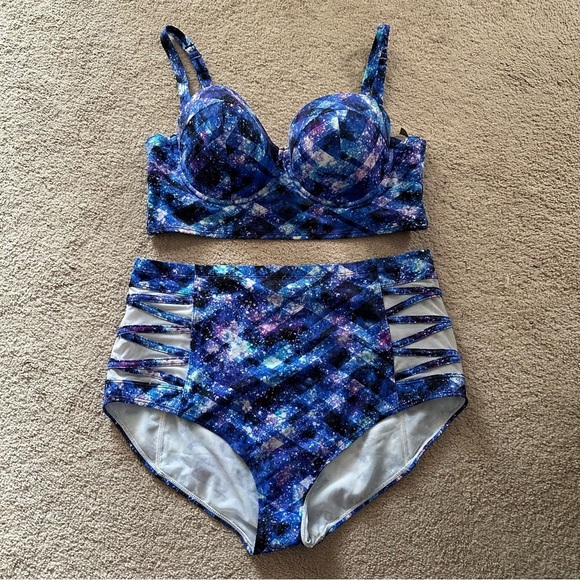 NWOT Torrid Vixen Underwire Push-Up Swimsuit Bikini Set High Waist Bottoms 1X - Picture 4 of 11